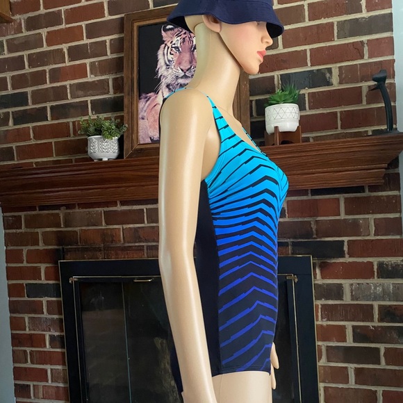 Reebok Swim Reebok Womens Swimwear Sport Fashion Prime Performance